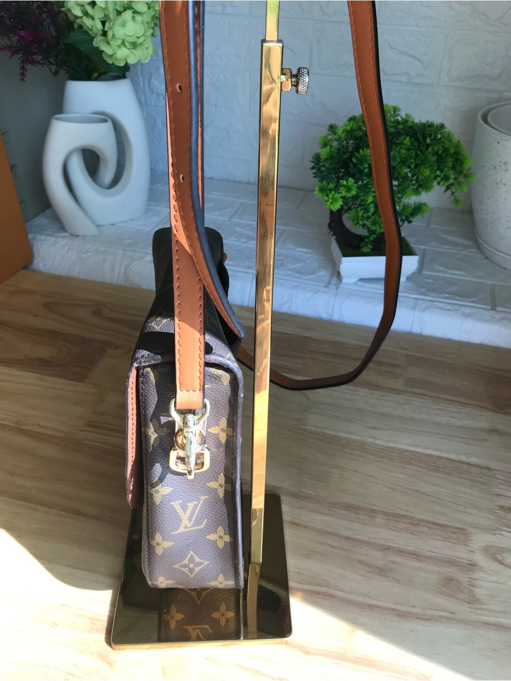 ✅Louis Vuitton GM size ST. CLOUD Monogram BAG - Picture 11 of 12